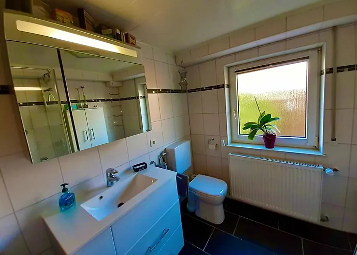 Neu! Eulennest アパート *